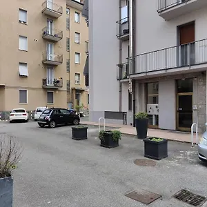 Casa J Como