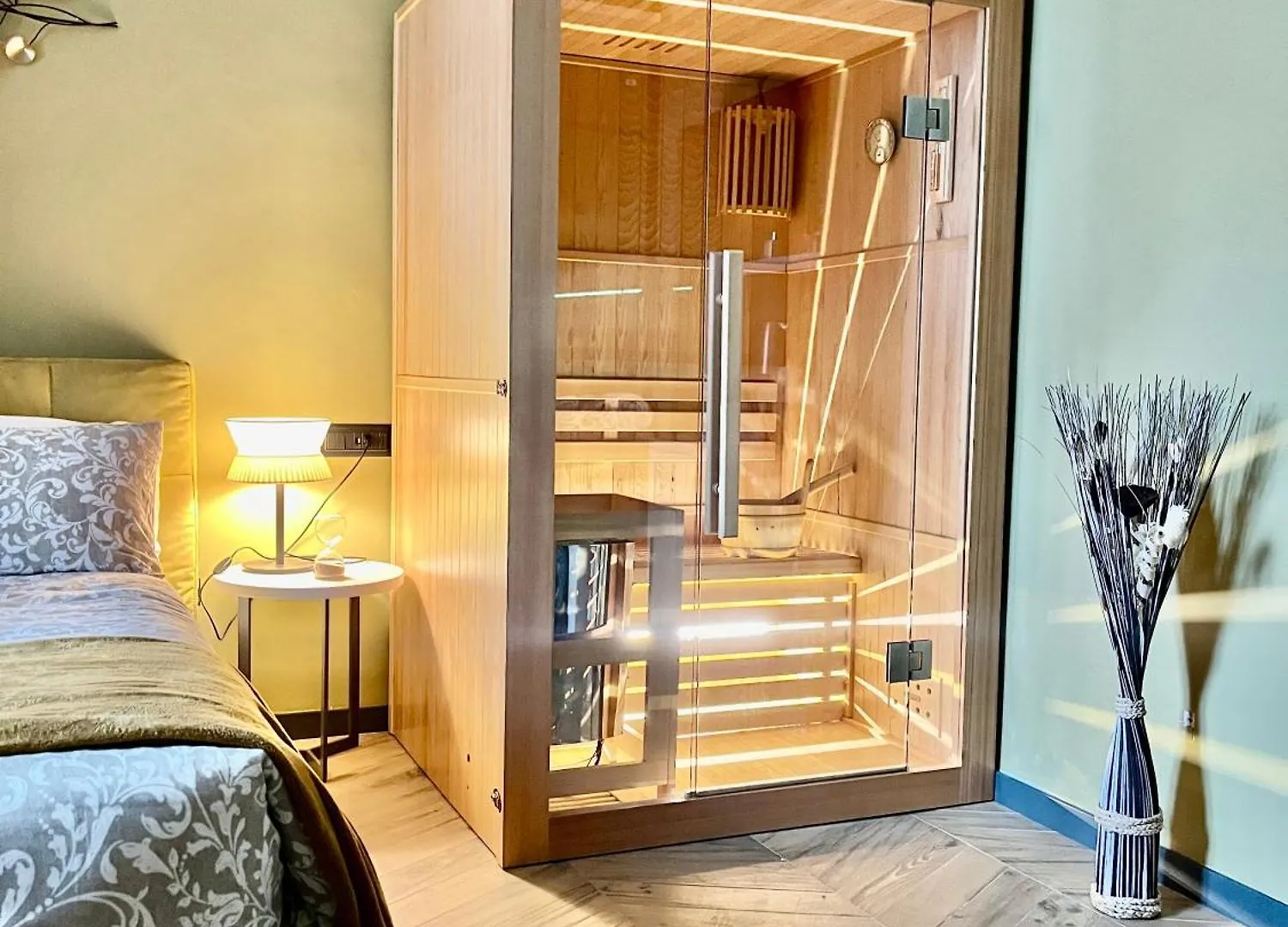 Scarlet'S Suite Como Lake